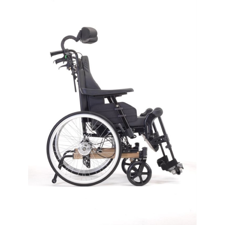 Pflegerollstuhl Rea® Clematis® Pro von Invacare®