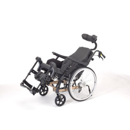 Pflegerollstuhl Rea® Clematis® Pro von Invacare®